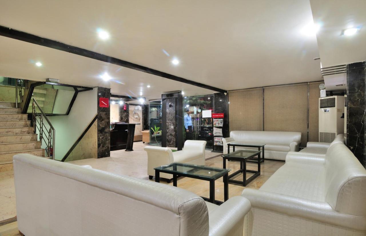 The Bonlon Inn-Near Blk Hospital เดลี ภายนอก รูปภาพ