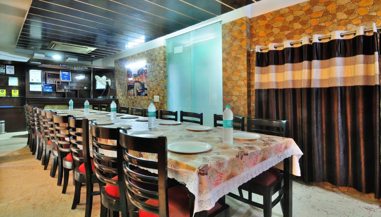The Bonlon Inn-Near Blk Hospital เดลี ภายนอก รูปภาพ